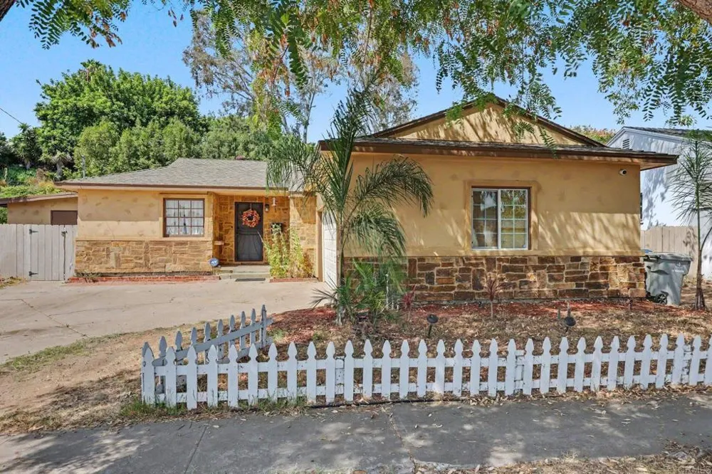 4852 Elsa Road San Diego, CA 92120