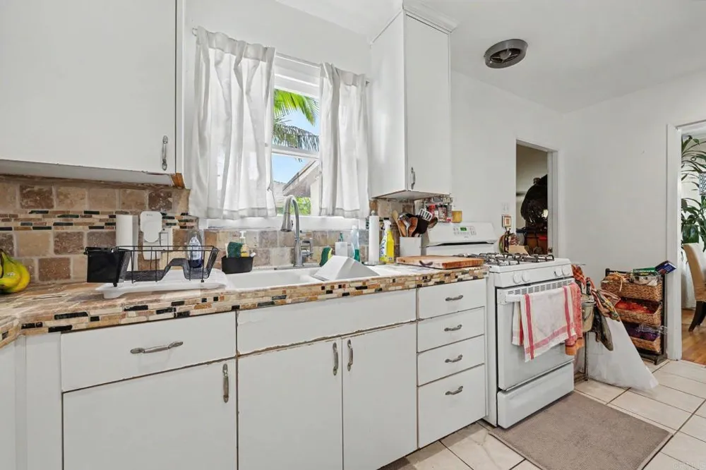 4852 Elsa Road San Diego, CA 92120