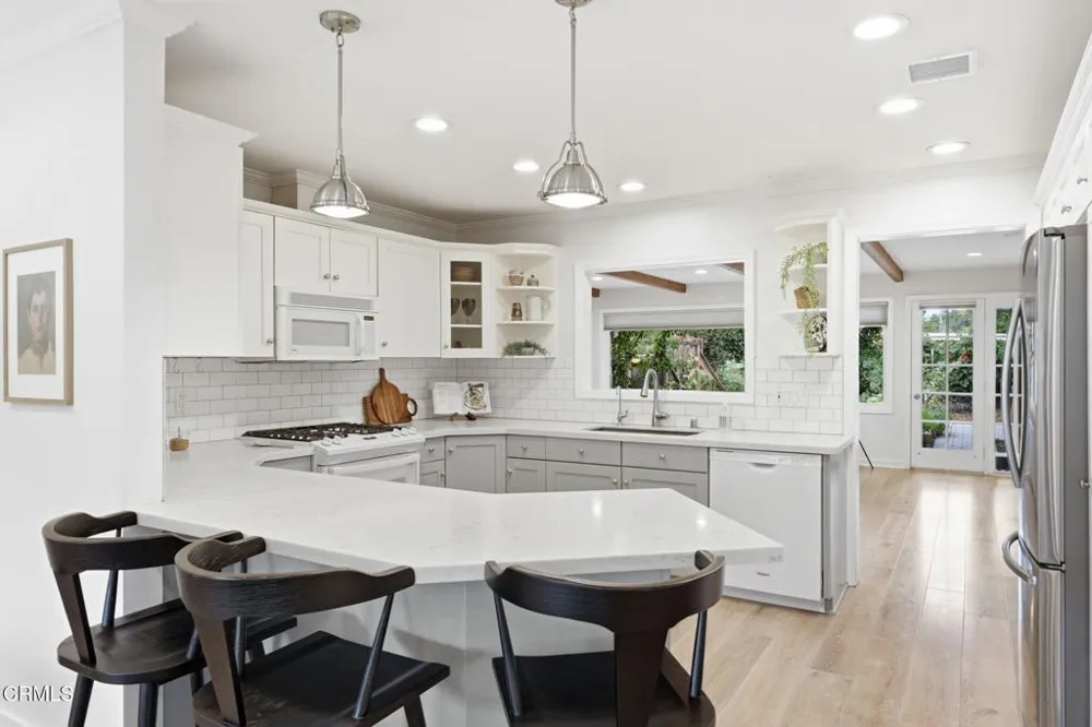 211 Shady Lane Ojai, CA 93023