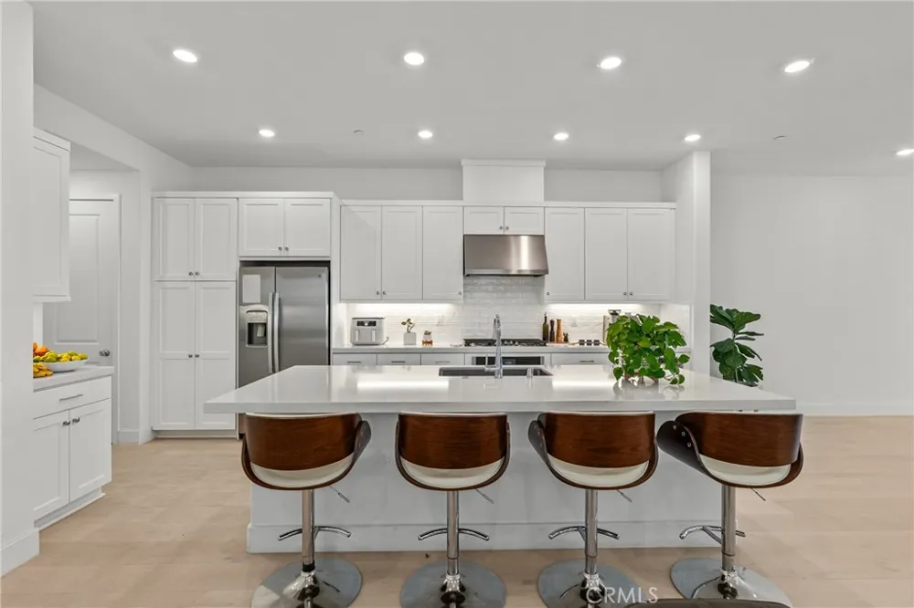 26849 Snowmass Loop Valencia, CA 91381