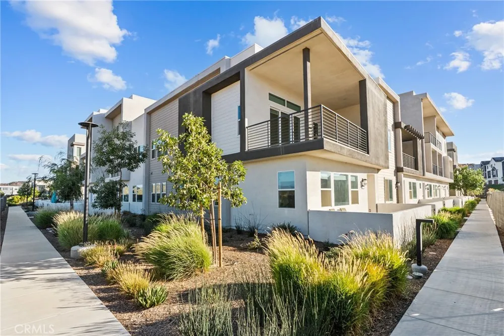 26849 Snowmass Loop Valencia, CA 91381