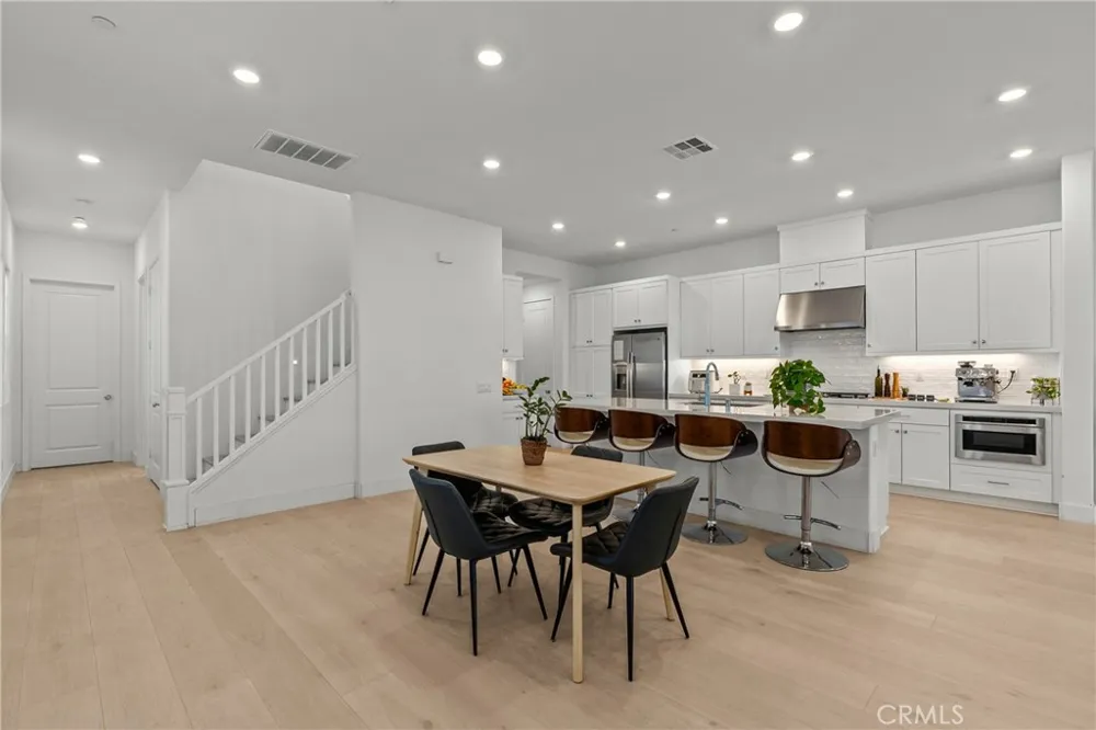 26849 Snowmass Loop Valencia, CA 91381