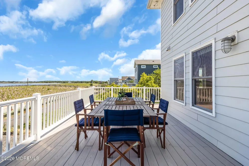 655 Front Street Union Beach, NJ 07735
