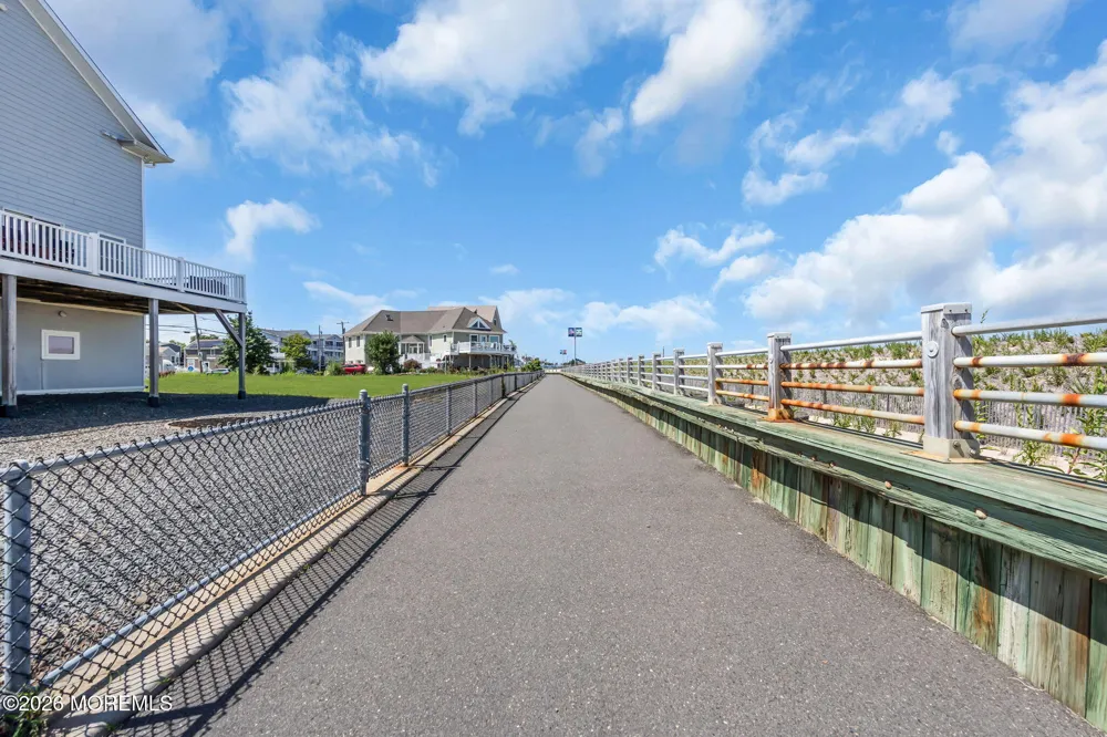 655 Front Street Union Beach, NJ 07735
