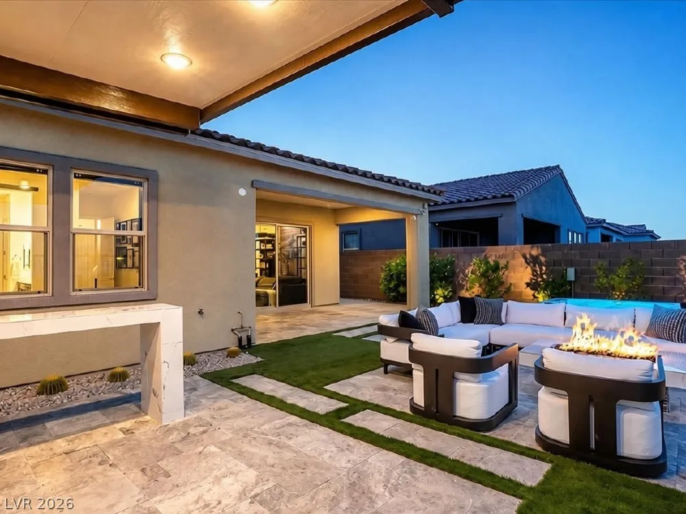 358 Nine Mile Creek Drive Las Vegas, NV 89138