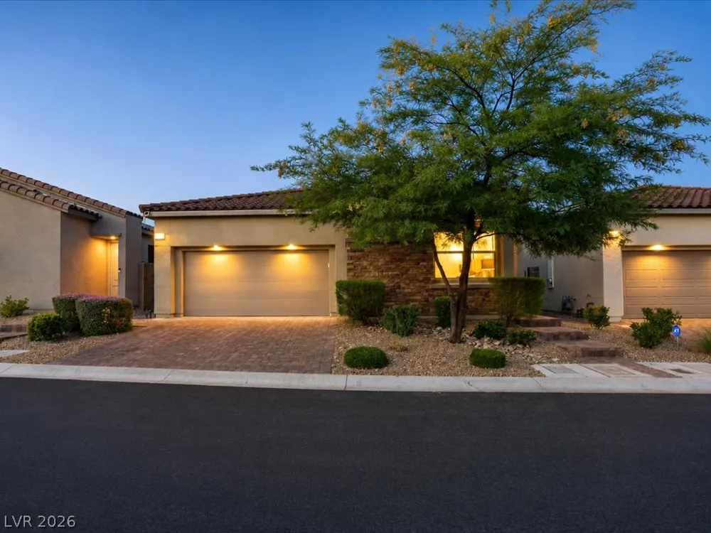 358 Nine Mile Creek Drive Las Vegas, NV 89138