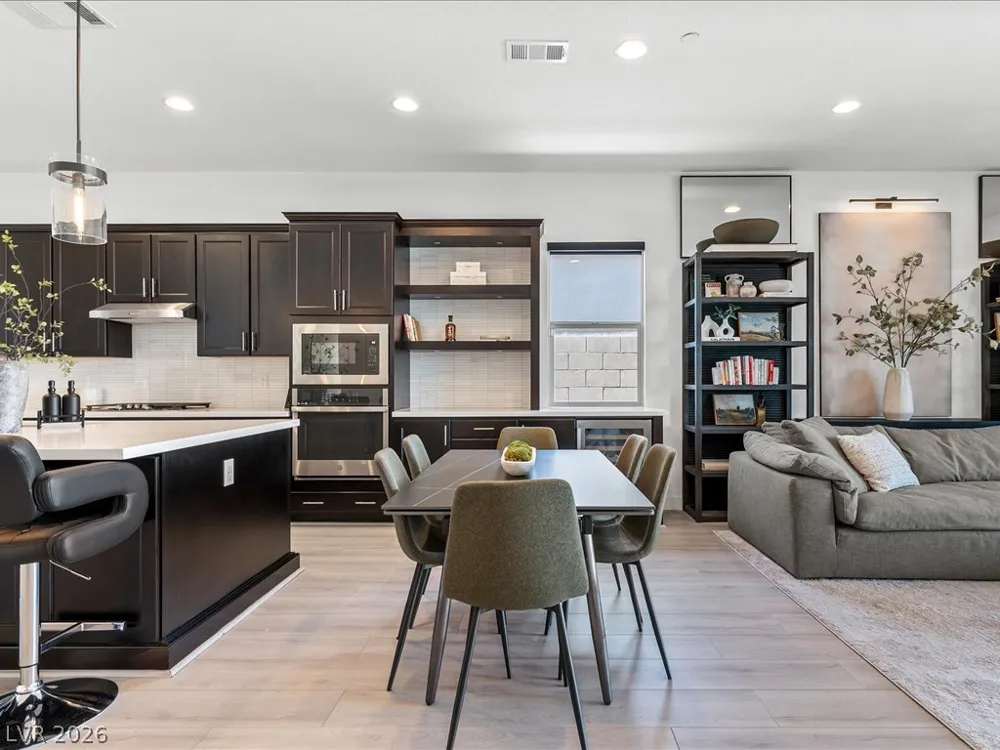 358 Nine Mile Creek Drive Las Vegas, NV 89138