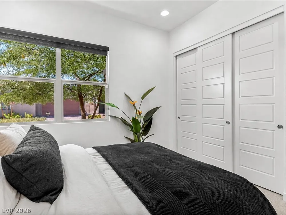358 Nine Mile Creek Drive Las Vegas, NV 89138