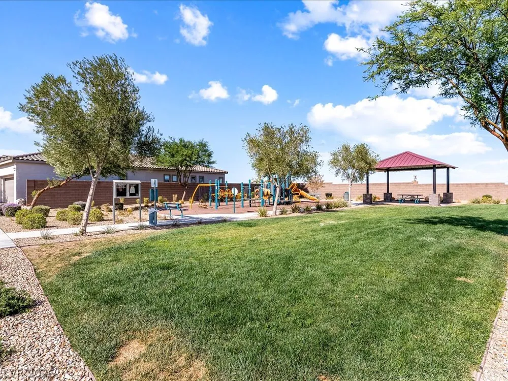 358 Nine Mile Creek Drive Las Vegas, NV 89138