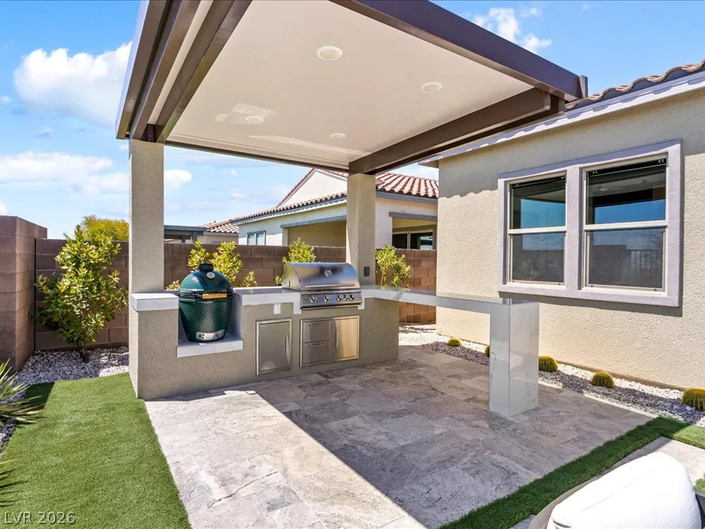 358 Nine Mile Creek Drive Las Vegas, NV 89138