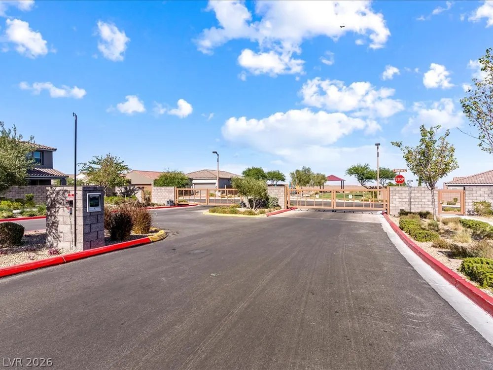 358 Nine Mile Creek Drive Las Vegas, NV 89138