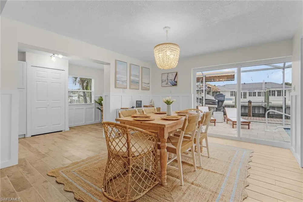 467 Madison Court Fort Myers Beach, FL 33931