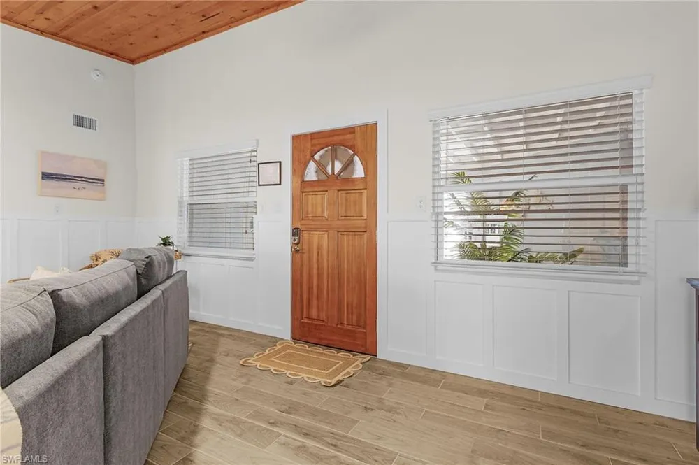 467 Madison Court Fort Myers Beach, FL 33931