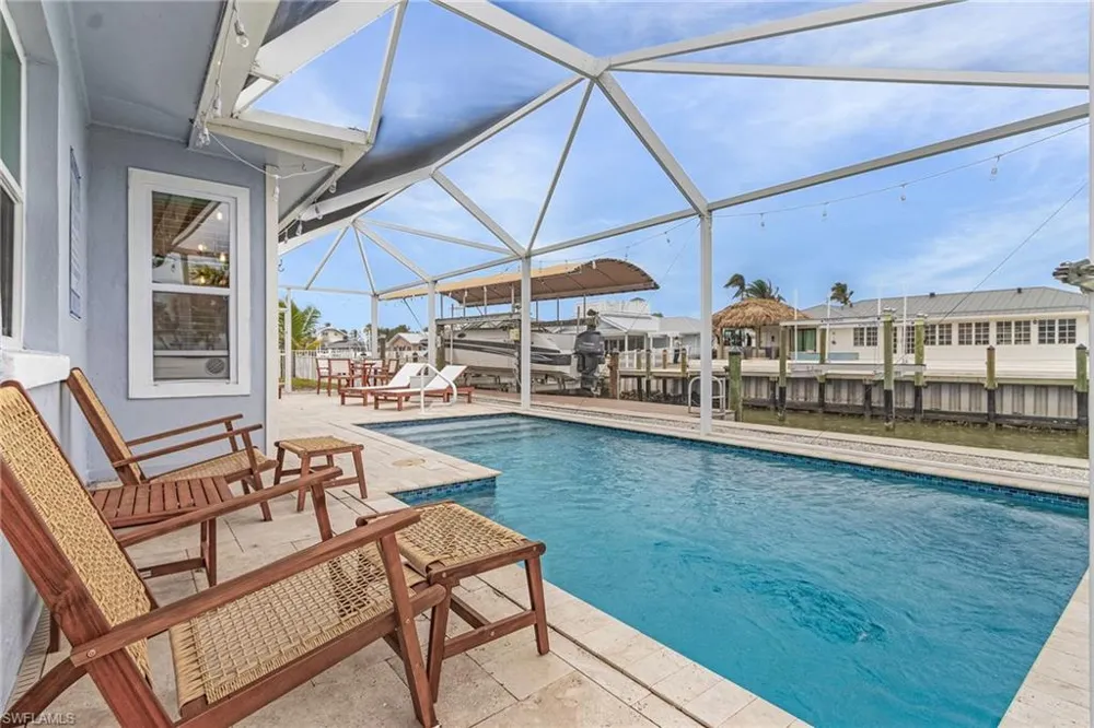 467 Madison Court Fort Myers Beach, FL 33931