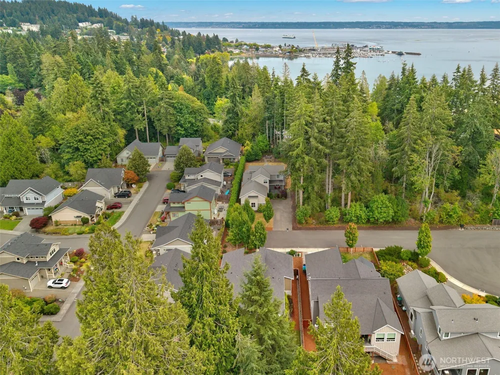 25719 Seabrook Place NE Kingston, WA 98346