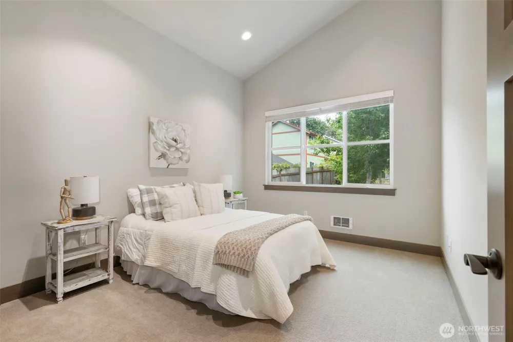 25719 Seabrook Place NE Kingston, WA 98346