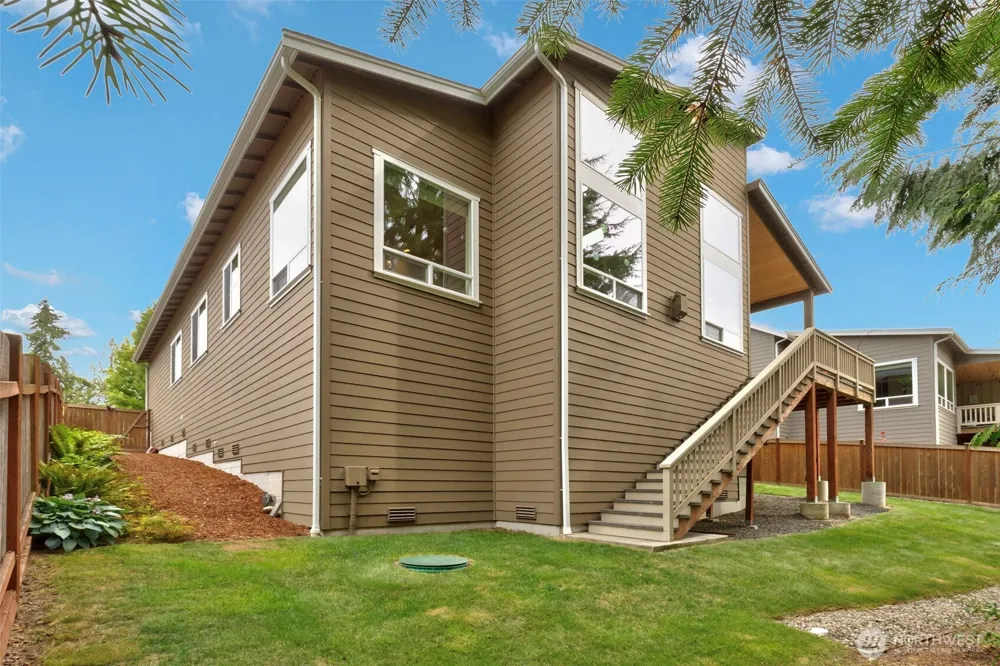 25719 Seabrook Place NE Kingston, WA 98346