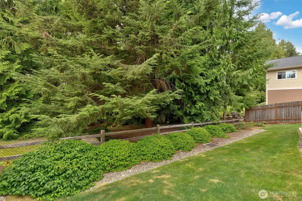 25719 Seabrook Place NE Kingston, WA 98346