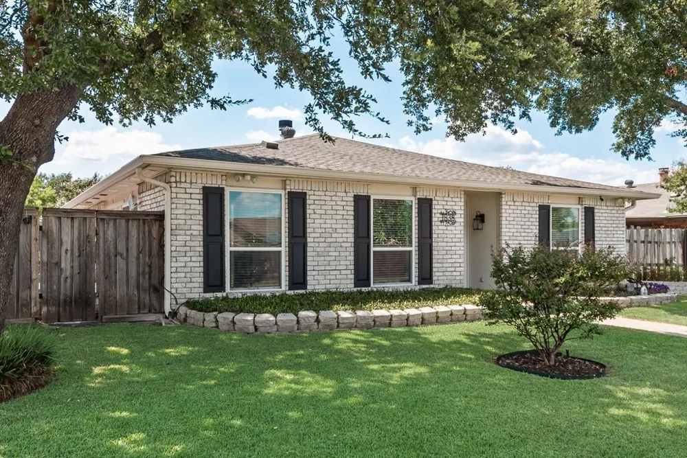 1838 Sandra Lane Grand Prairie, TX 75052