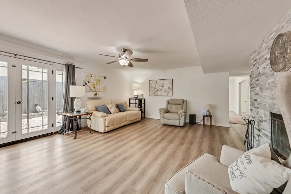 1838 Sandra Lane Grand Prairie, TX 75052