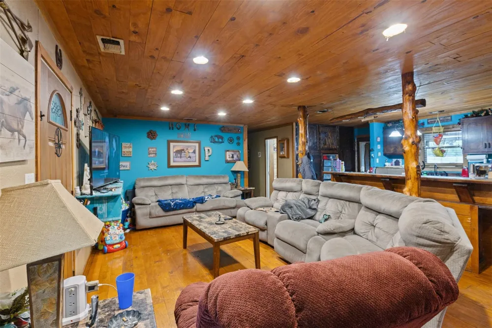 7481 W Fm 1753 Ravenna, TX 75476