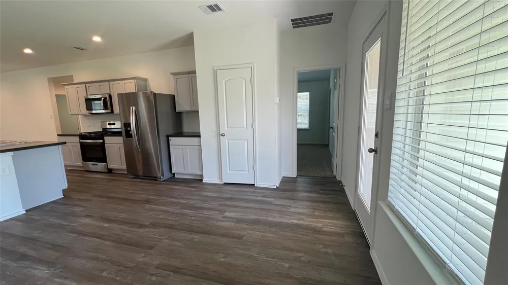5434 Desert Glen Drive Spring, TX 77373