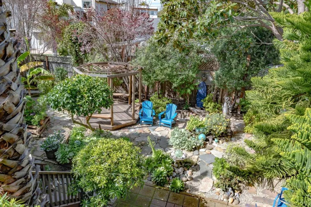 4355 Opal Cliff Drive Santa Cruz, CA 95062