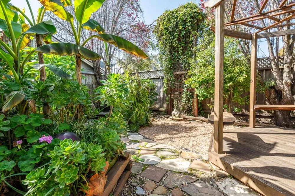 4355 Opal Cliff Drive Santa Cruz, CA 95062