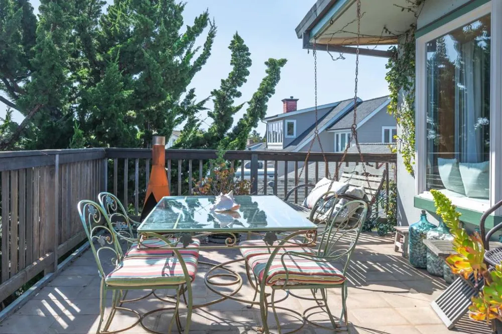 4355 Opal Cliff Drive Santa Cruz, CA 95062