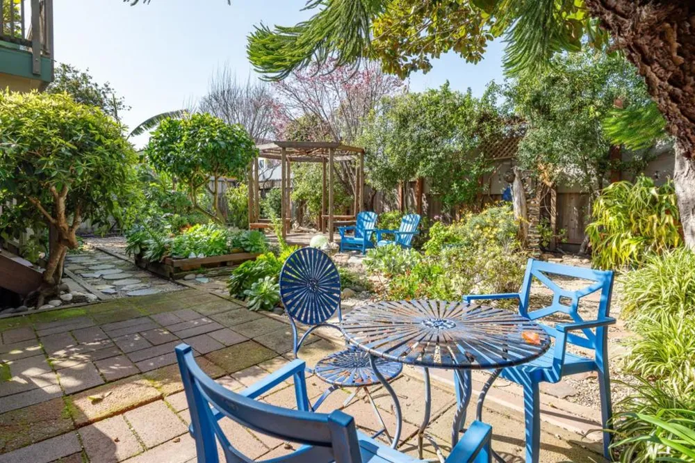 4355 Opal Cliff Drive Santa Cruz, CA 95062