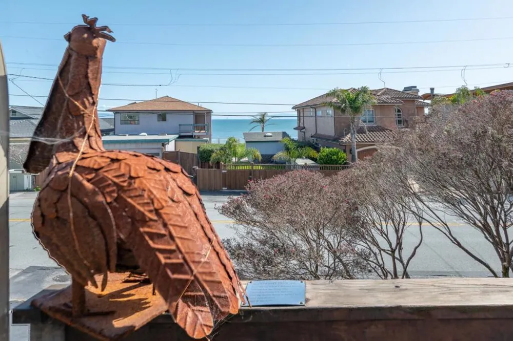 4355 Opal Cliff Drive Santa Cruz, CA 95062