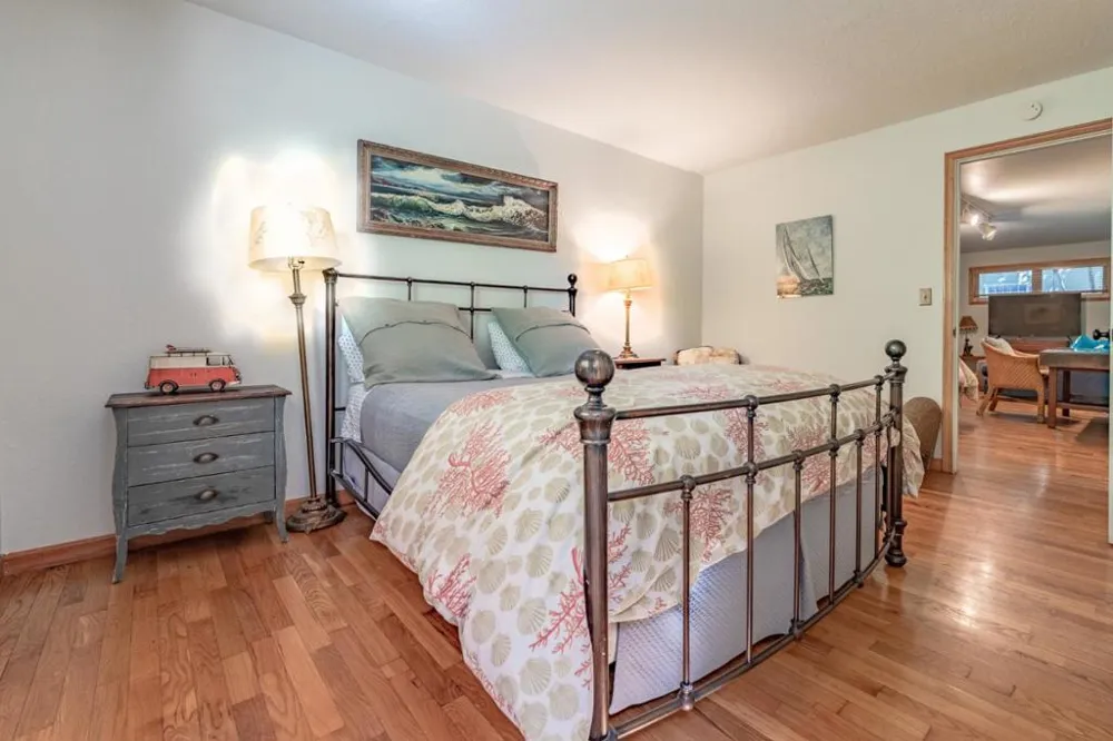 4355 Opal Cliff Drive Santa Cruz, CA 95062