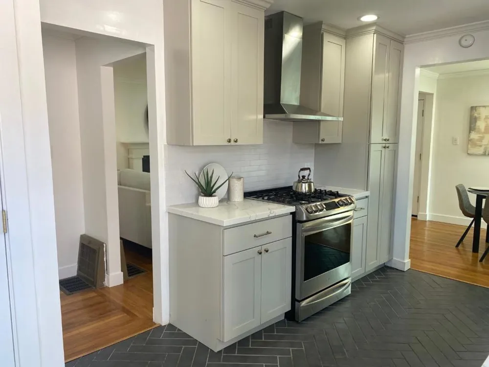 426 Beech Avenue South San Francisco, CA 94080