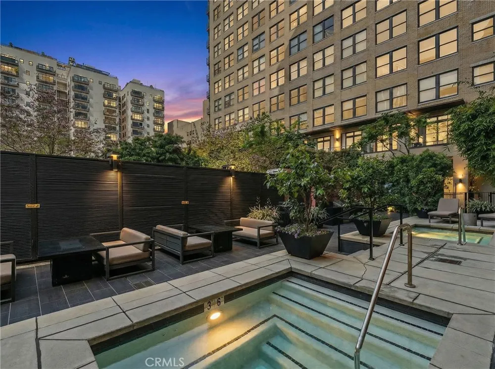 460 S Spring Los Angeles, CA 90013