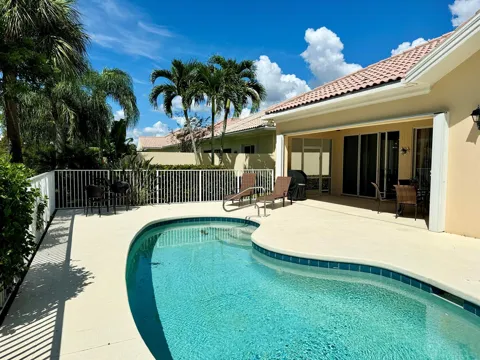 8262 Dominica Place
