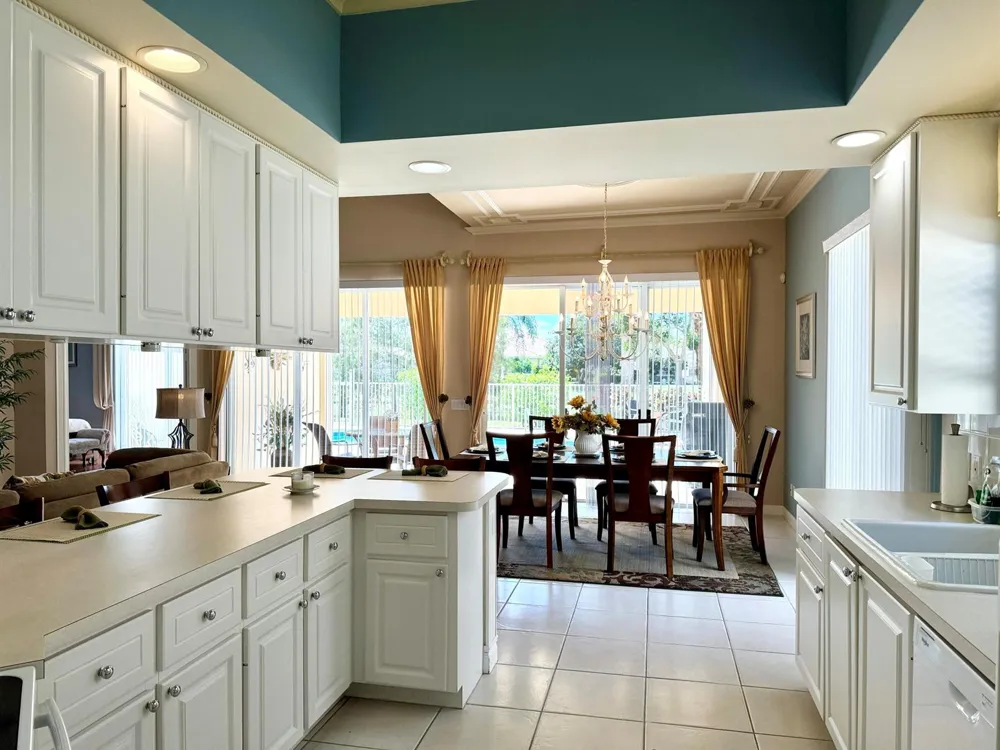 8262 Dominica Place Wellington, FL 33414