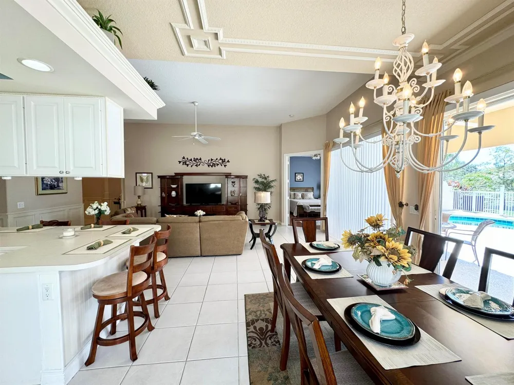 8262 Dominica Place Wellington, FL 33414