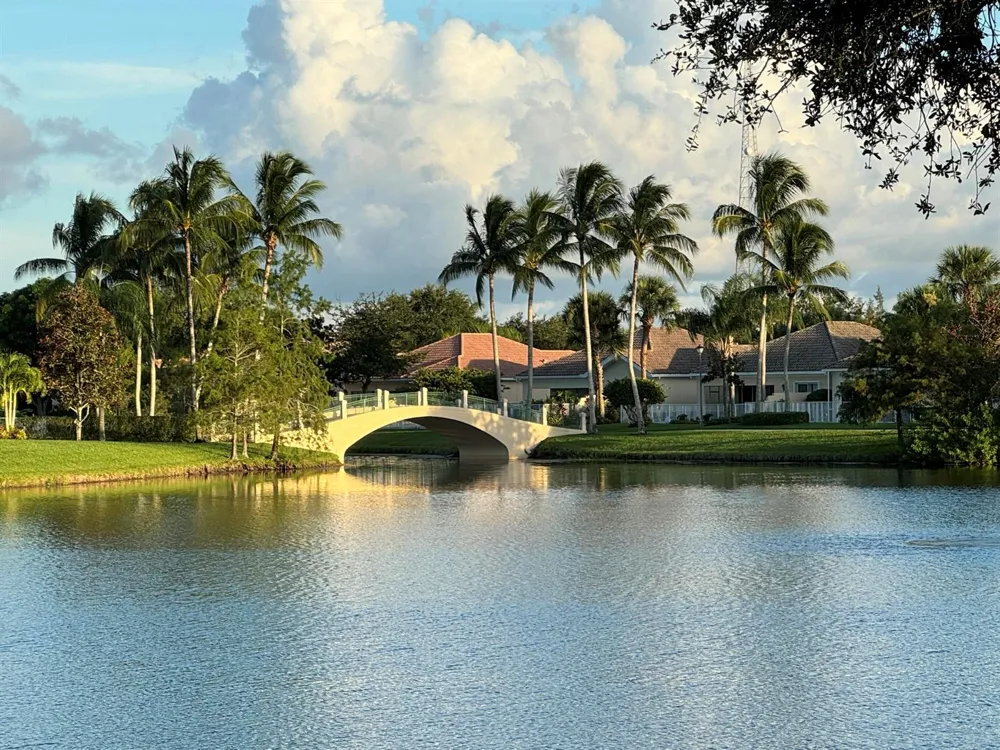 8262 Dominica Place Wellington, FL 33414