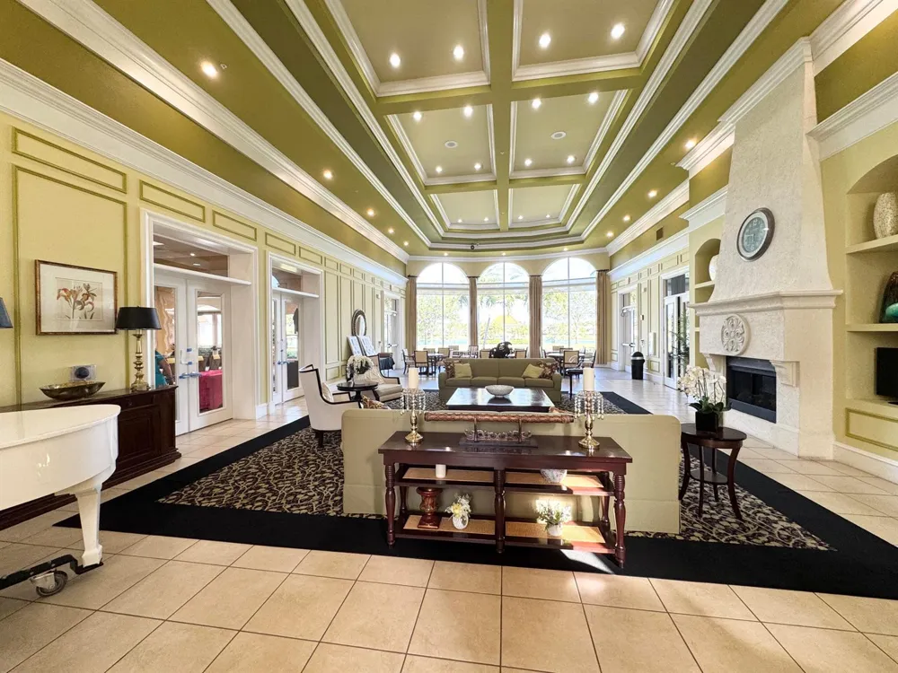 8262 Dominica Place Wellington, FL 33414