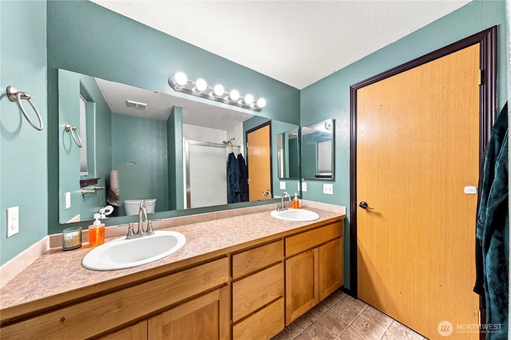 22616 Echowood Lane SE Yelm, WA 98597