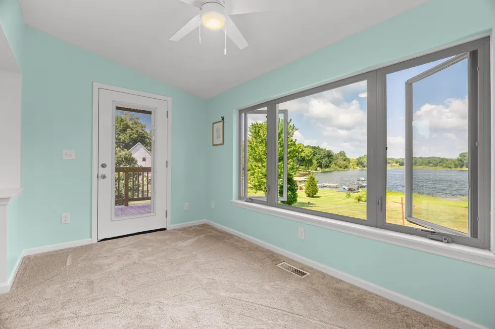 9996 Highland Road White Lake Charter Township, MI 48386