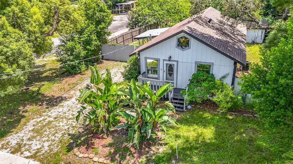 7309 HUNTLEY AVENUE Tampa, FL 33604