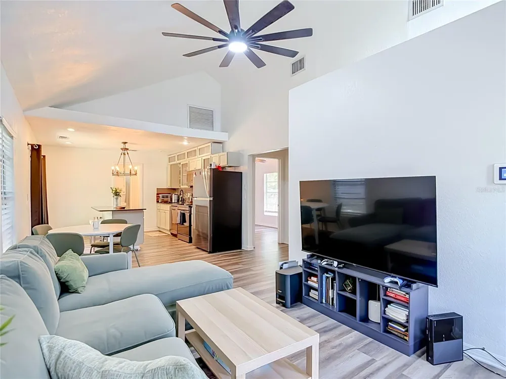 7309 HUNTLEY AVENUE Tampa, FL 33604