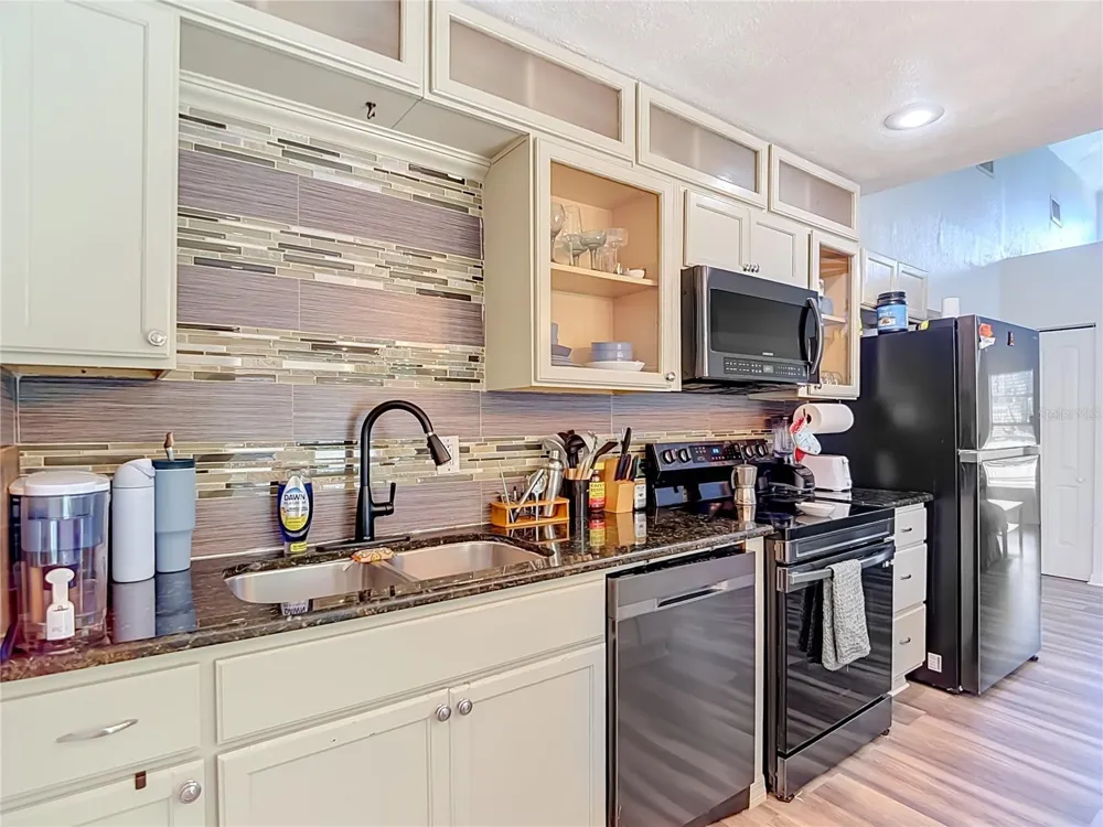 7309 HUNTLEY AVENUE Tampa, FL 33604