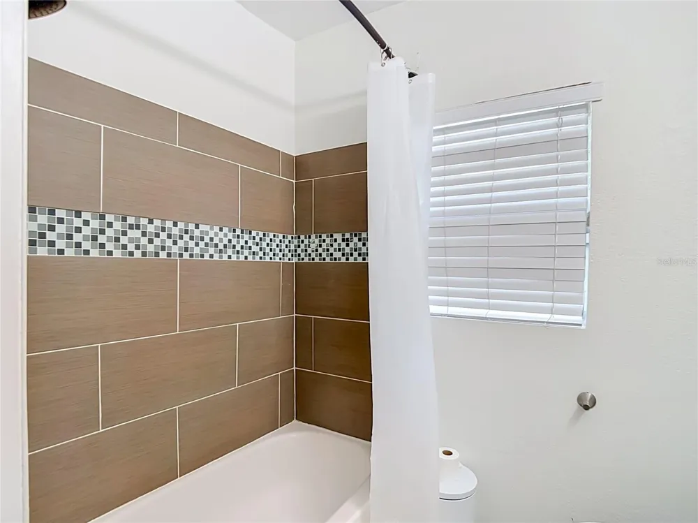 7309 HUNTLEY AVENUE Tampa, FL 33604