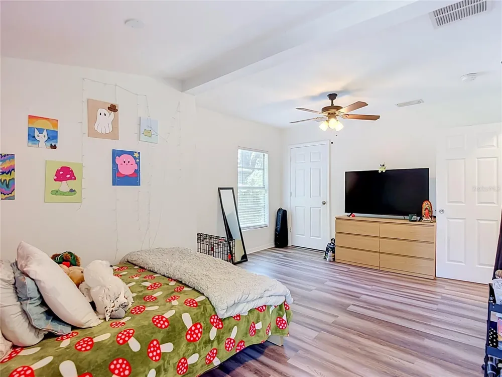 7309 HUNTLEY AVENUE Tampa, FL 33604