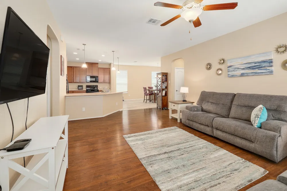 217 Sheepshank Drive Georgetown, TX 78633