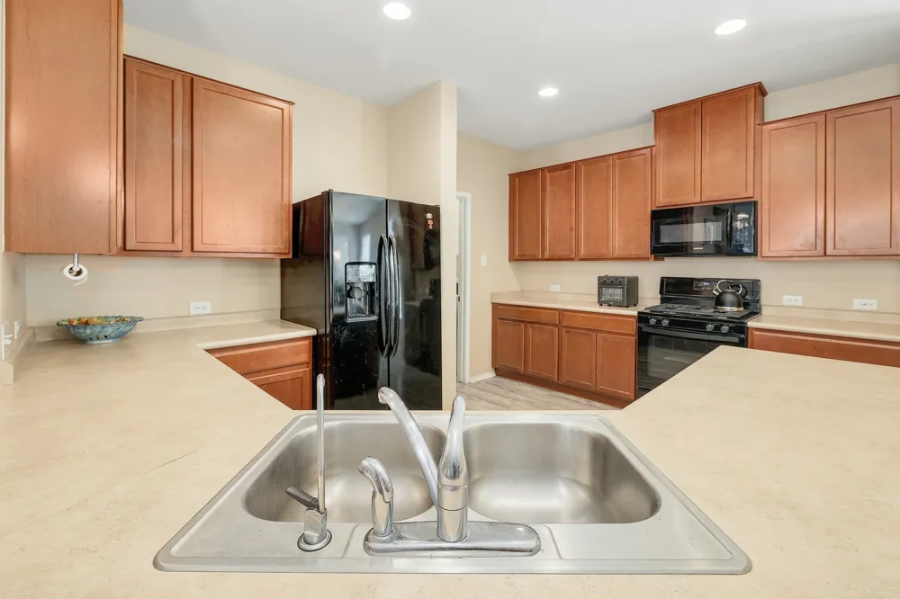217 Sheepshank Drive Georgetown, TX 78633