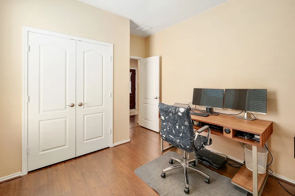 217 Sheepshank Drive Georgetown, TX 78633