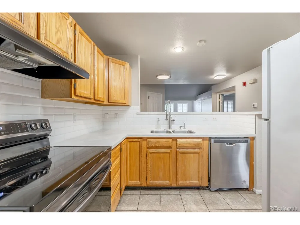 12555 E Tennessee Circle #302 Aurora, CO 80012